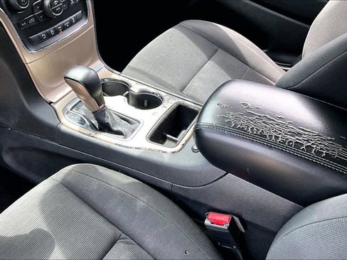 Used 2017 Jeep Grand Cherokee Laredo w/ Quick Order Package 23E AWD/4WD image 18
