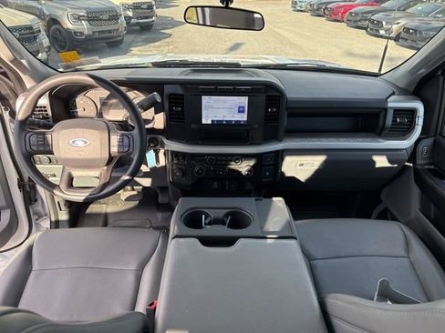 Used 2023 Ford F350 XL w/ Snow Plow Prep Package image 17