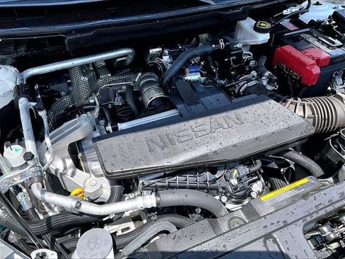Used 2025 Nissan Rogue S AWD/4WD image 32