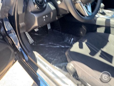 New 2026 MAZDA MX-5 Miata Club w/ Interior Package RWD image 17
