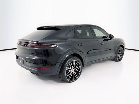 New 2026 Porsche Cayenne S image 9
