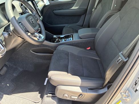 New 2026 Volvo XC40 B5 Ultra w/ Protection Package Premier image 13