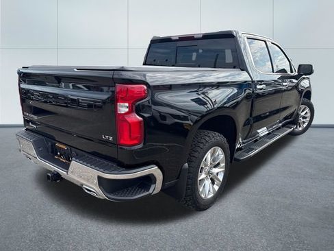 Used 2022 Chevrolet Silverado 1500 LTZ w/ LTZ Premium Package AWD/4WD image 4