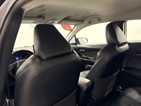 Used 2022 Toyota C-HR Limited image 16