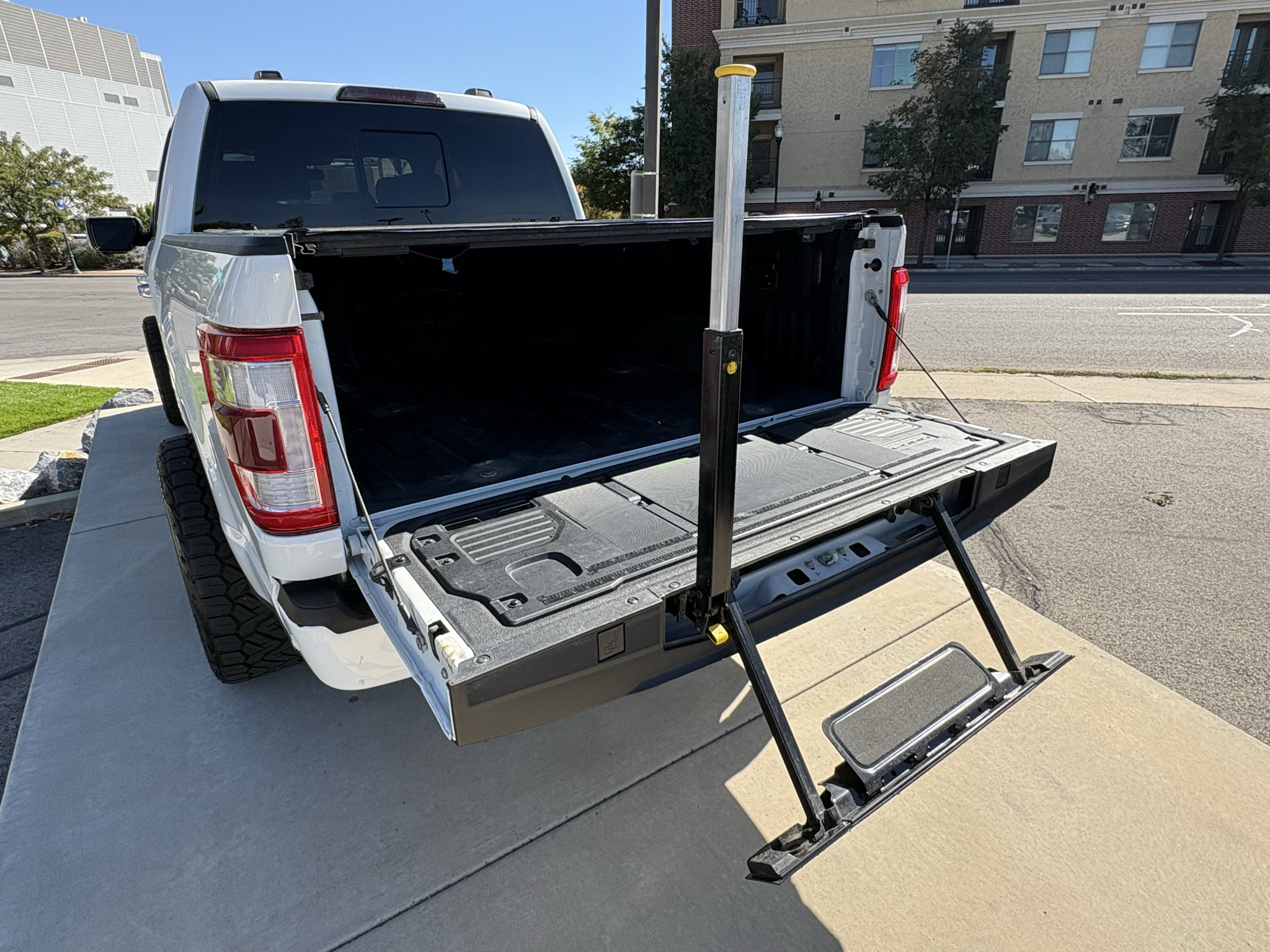 Used 2023 Ford F150 Limited AWD/4WD image 6