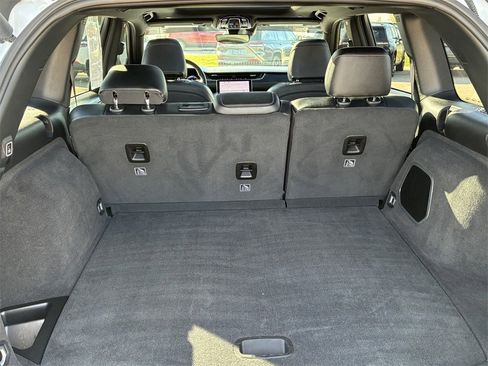 Used 2024 Jeep Grand Cherokee Overland w/ Trailer Tow Package image 12