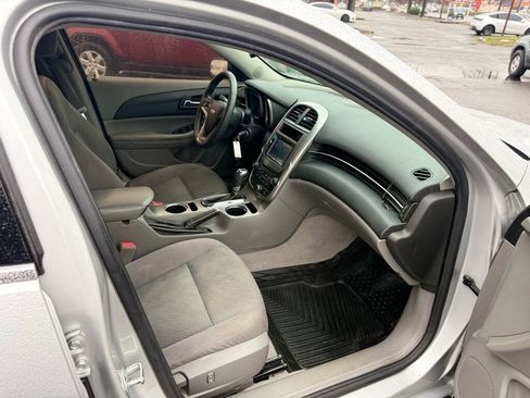 Used 2015 Chevrolet Malibu LS w/ Protection Package FWD image 19