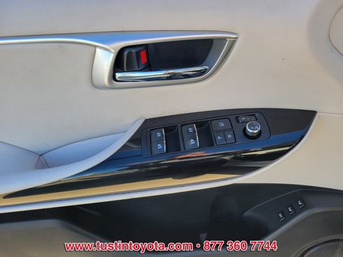 Certified 2018 Toyota Mirai image 16