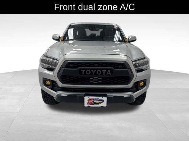 Used 2021 Toyota Tacoma TRD Off-Road w/ TRD Premium Off Road Package AWD/4WD image 7