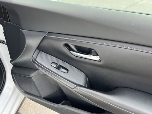 Used 2022 Nissan Sentra SV FWD image 19