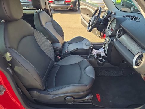 Used 2010 MINI Cooper S image 19