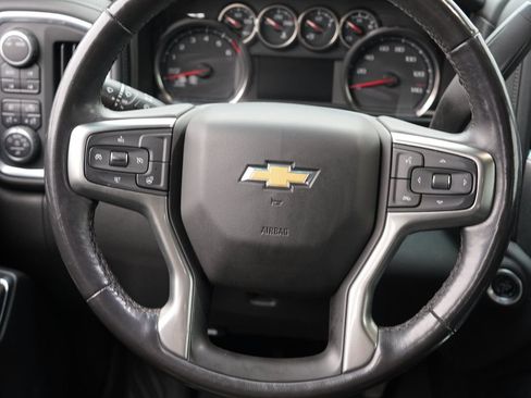 Used 2021 Chevrolet Silverado 1500 LTZ AWD/4WD image 25