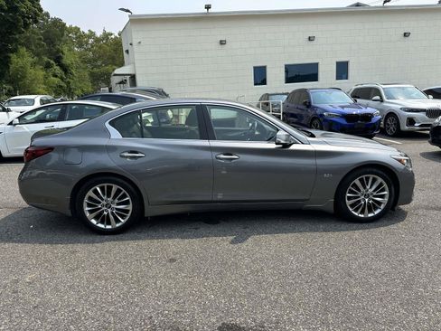 Used 2019 INFINITI Q50 Luxe w/ Essential Package (3.0T Luxe) AWD/4WD image 2