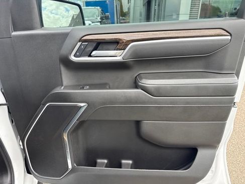 Used 2025 GMC Sierra 1500 Elevation AWD/4WD image 37
