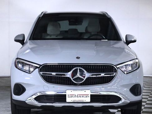 Used 2026 Mercedes-Benz GLC 300 4MATIC image 2