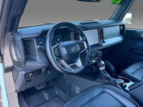 Used 2025 Ford Bronco Badlands AWD/4WD image 7