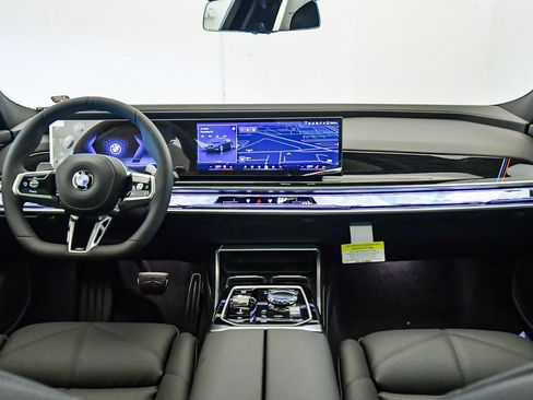 New 2026 BMW 740i w/ Premium Package image 17