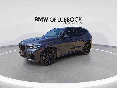 Used 2021 BMW X5 M50i AWD/4WD image 4