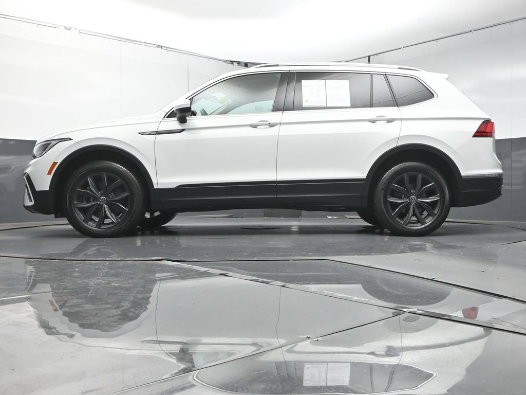 Used 2024 Volkswagen Tiguan SE FWD image 37