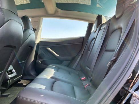 Used 2023 Tesla Model 3 Standard Range RWD image 19
