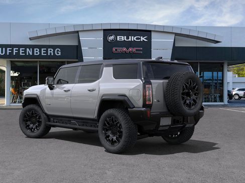 New 2025 GMC Hummer EV 2X image 33