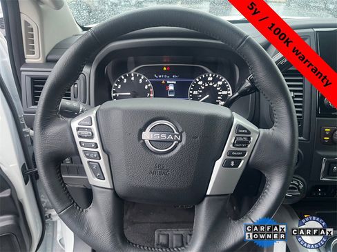 Used 2024 Nissan Titan SV w/ SV Convenience Package image 21