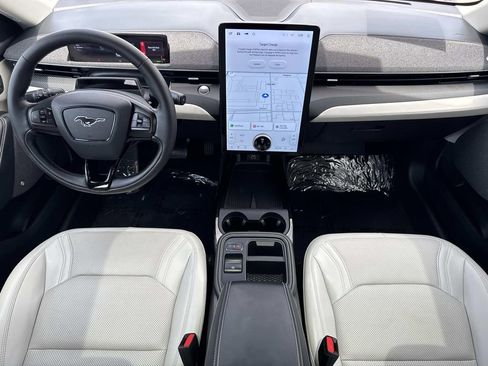 Used 2025 Ford Mustang Mach-E Premium RWD image 8