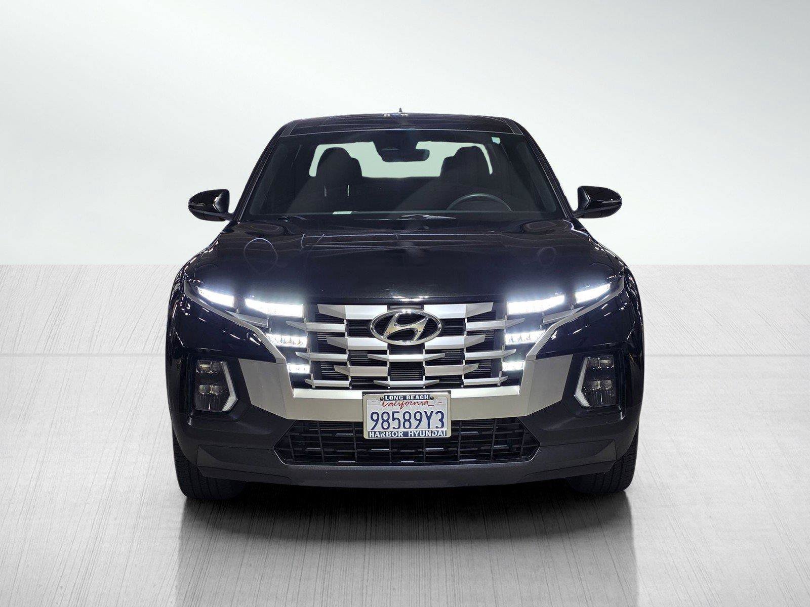 Used 2024 Hyundai Santa Cruz SEL FWD image 2