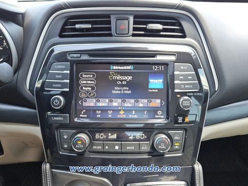 Used 2023 Nissan Maxima Platinum w/ Sport Mat Group FWD image 15