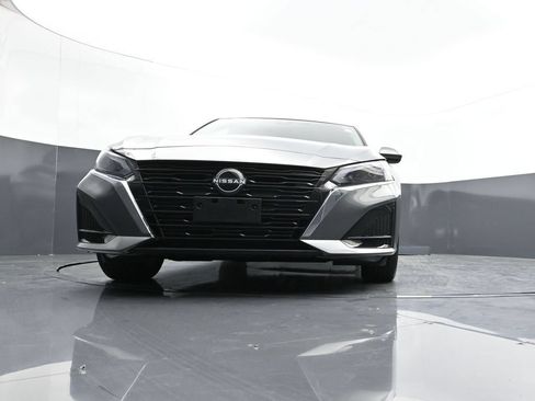 Certified 2023 Nissan Altima 2.5 SV w/ SV Premium Package AWD/4WD image 52