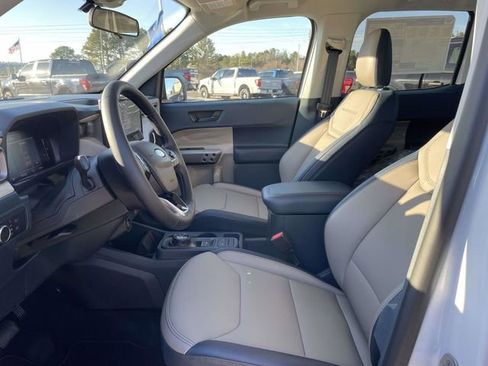 New 2026 Ford Maverick Lariat image 8