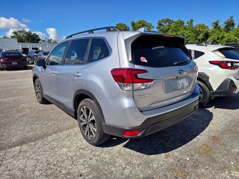 Certified 2023 Subaru Forester Limited AWD/4WD image 4