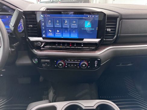 Certified 2025 Chevrolet Silverado 1500 LT image 13