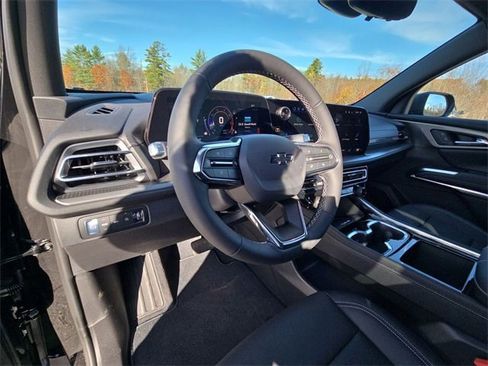 New 2026 Chevrolet Traverse LT w/ Midnight/Sport Edition image 10