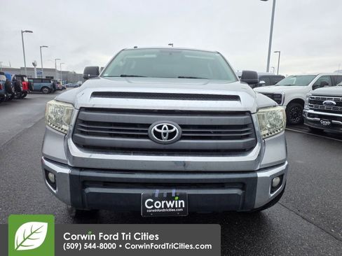 Used 2015 Toyota Tundra SR5 w/ TRD Off Road Package image 3
