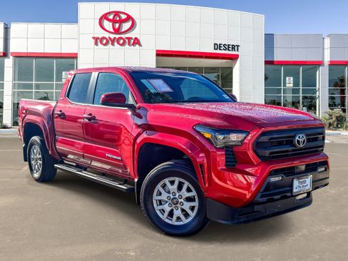 Certified 2025 Toyota Tacoma SR5 image 1