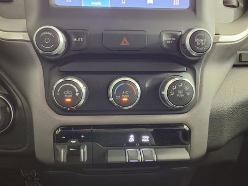 Used 2022 RAM 1500 Big Horn RWD image 20