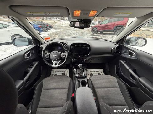 Used 2020 Kia Soul EX image 20