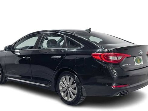 Used 2017 Hyundai Sonata Sport w/ Value Edition Package 02 FWD image 4