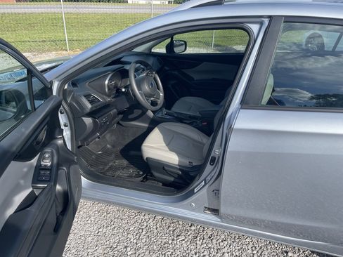 Used 2018 Subaru Impreza 2.0i Premium w/ Eyesight & BSD & Rcta AWD/4WD image 10