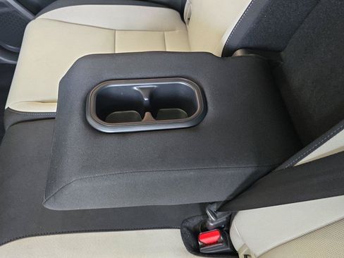 Used 2024 Honda CR-V EX image 19