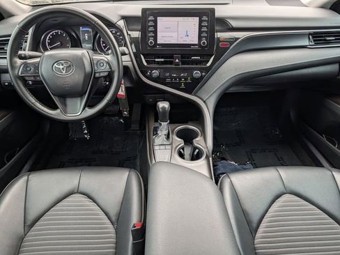 Used 2024 Toyota Camry SE FWD image 10
