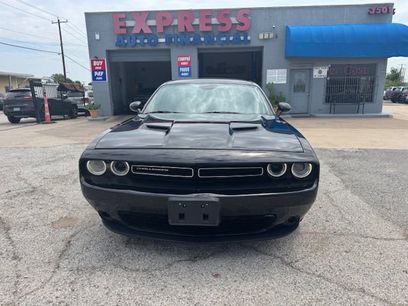 Used 2015 Dodge Challenger SXT