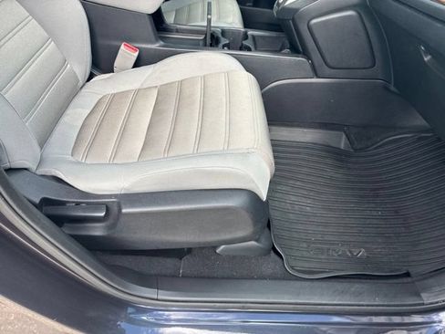 Used 2017 Honda CR-V EX image 11