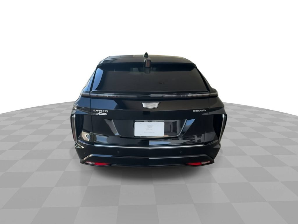 Certified 2024 Cadillac Lyriq Luxury AWD/4WD image 7