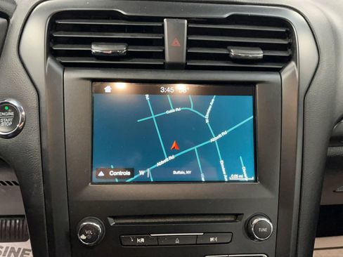 Used 2018 Ford Fusion SE w/ Equipment Group 201A AWD/4WD image 26