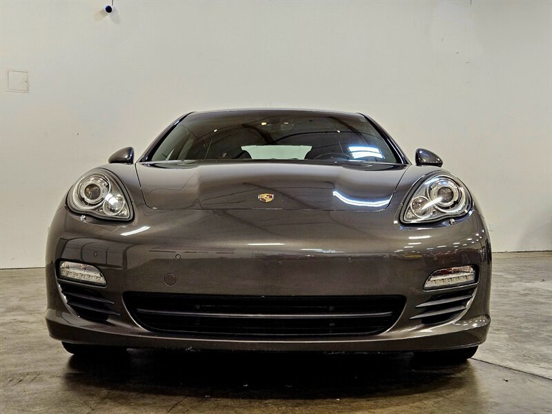 Used 2013 Porsche Panamera S RWD image 9