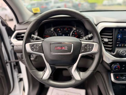 Used 2023 GMC Acadia SLE w/ Driver Convenience Package AWD/4WD image 23