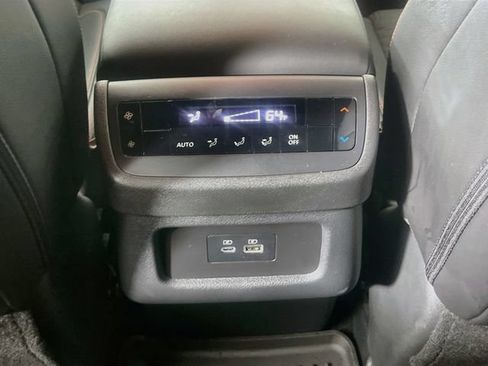 Used 2025 Nissan Pathfinder Rock Creek AWD/4WD image 25