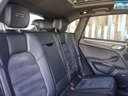 Used 2018 Porsche Macan GTS w/ Premium Package Plus AWD/4WD image 25